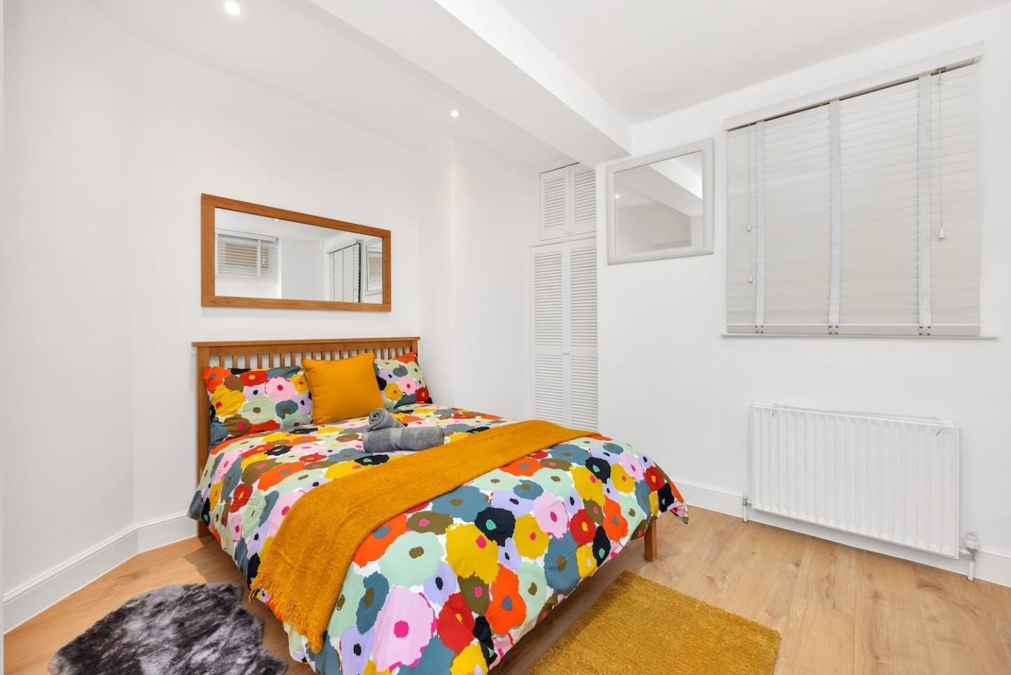 Apartment 3 Bedroom 2 Bathroom Victorian Flat In Kensington