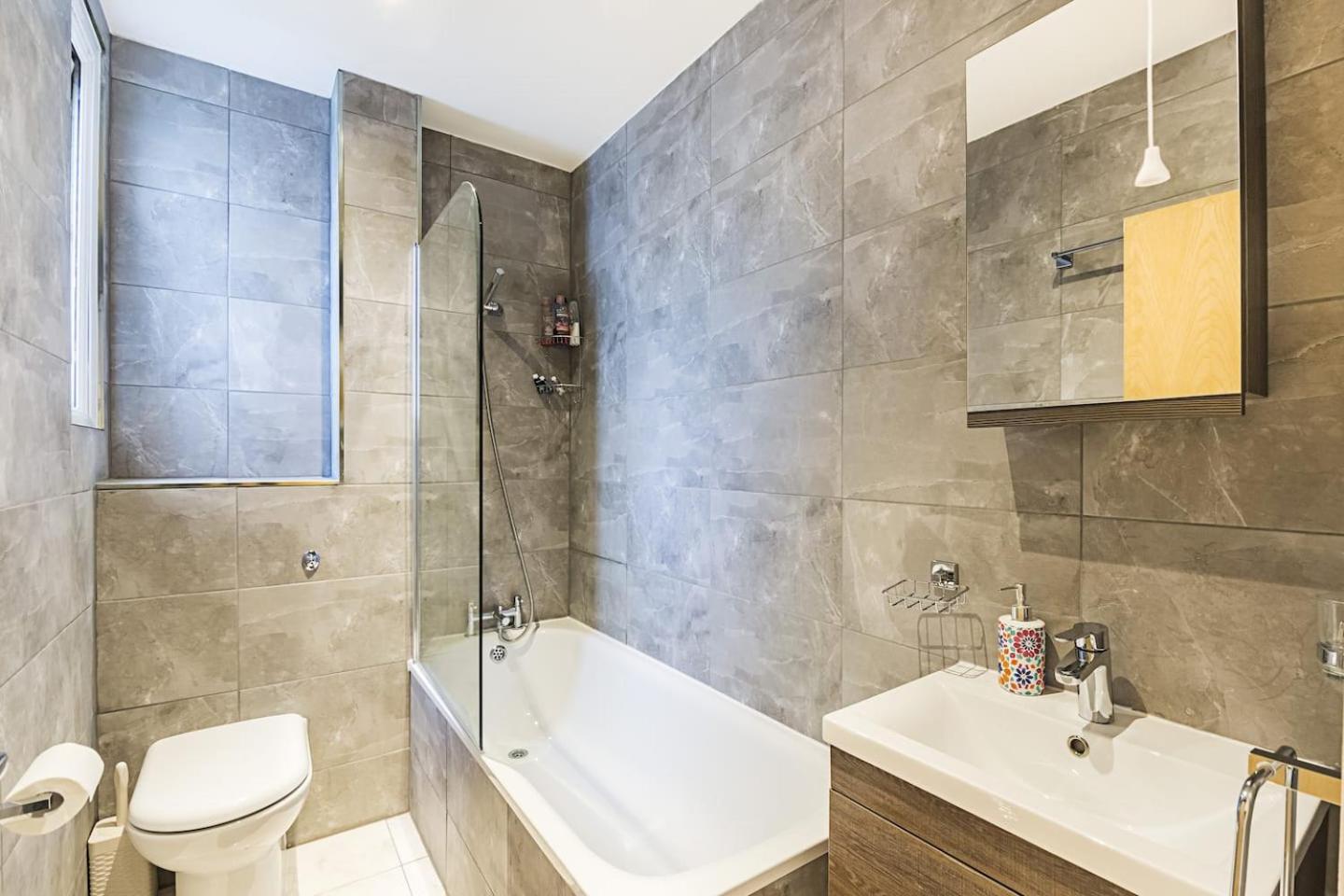 Private Homely Bedroom In Kensington R1 Lejlighed *
