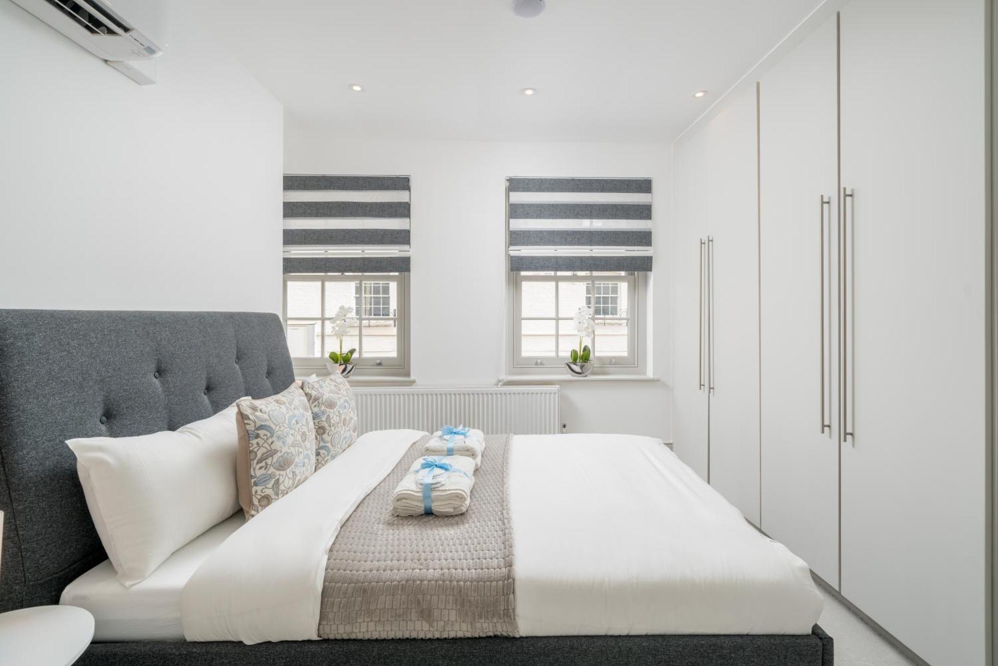 Luxury Eaton Mews House In * Londra