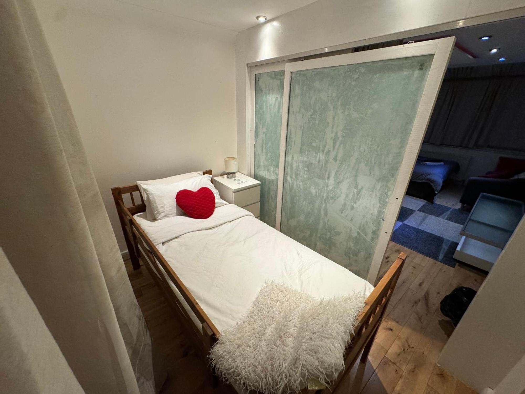 Cozy Rooms Near Central London * London