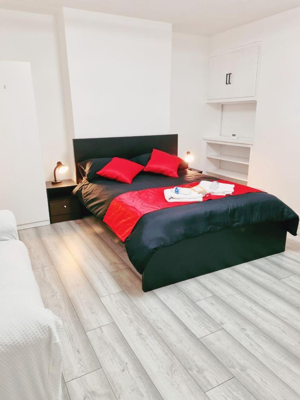Smart House Gjestgiverier London
