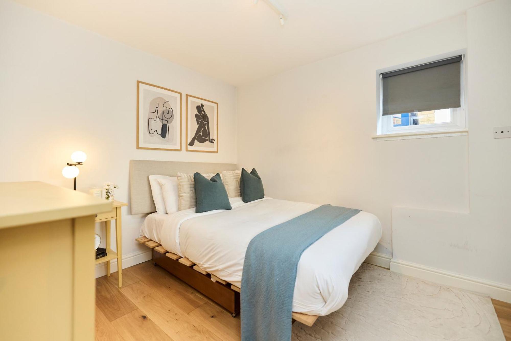 Apartment The Brunswick Retreat - Warm 3bdr Flat With Balcony *