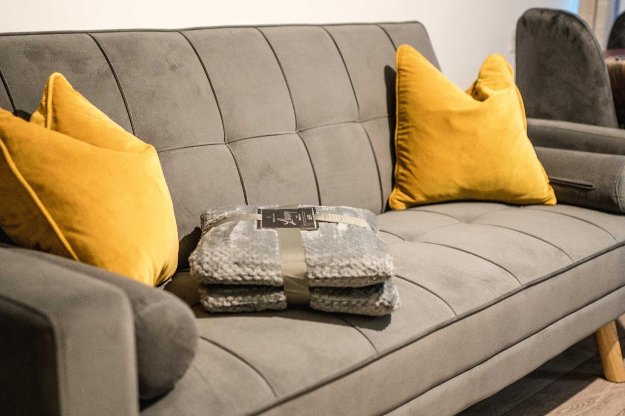 Family-friendly 1-bedroom In Lägenhet London