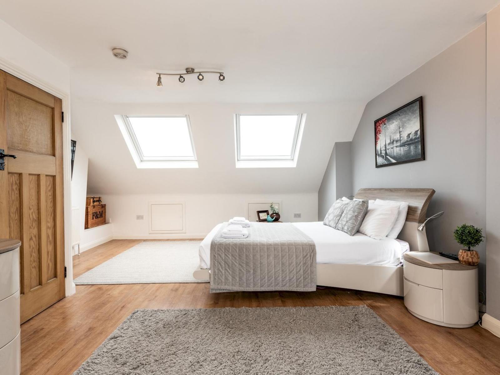 Feriehus Spacious 4-bed House Direct Link To Pass The Keys *