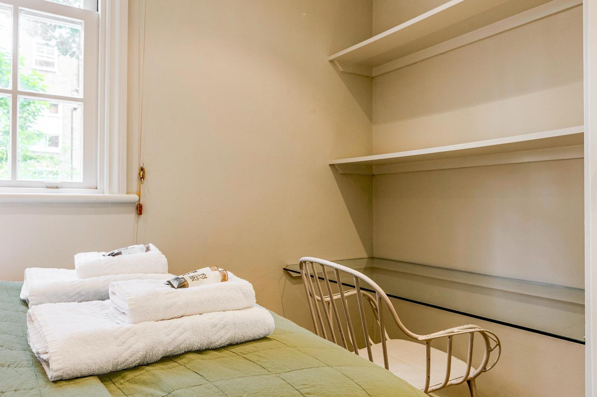 Cosy 2br Flat, Notting Hill, 5 Min To Tube * London