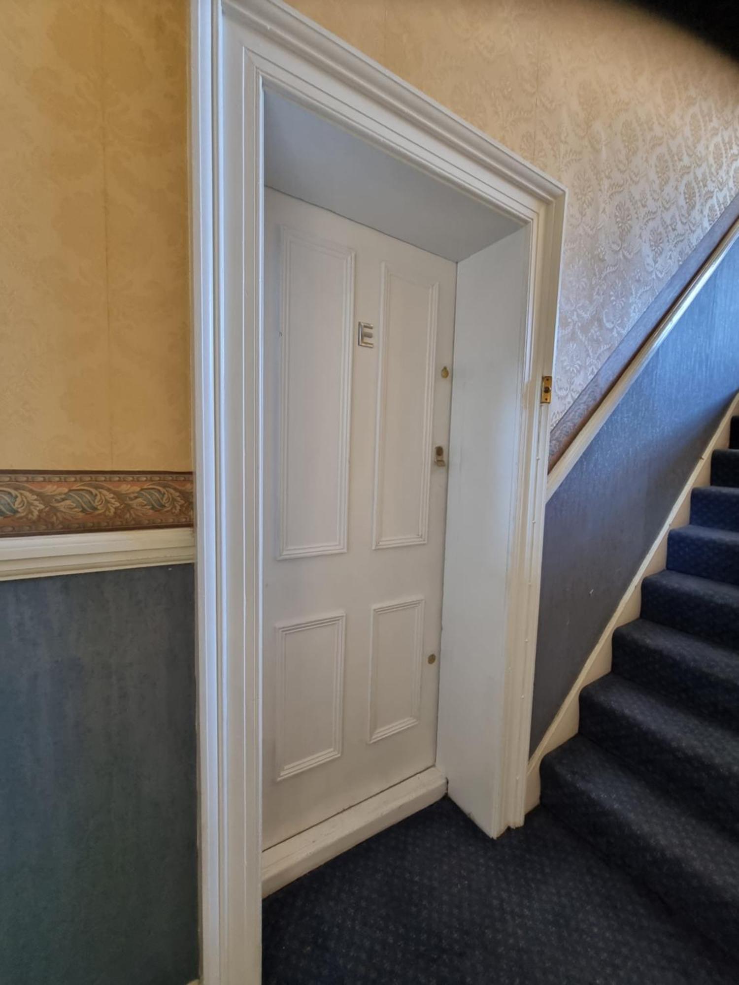 Budget Spacious Flat Fits 5 People In W2 Appartement *