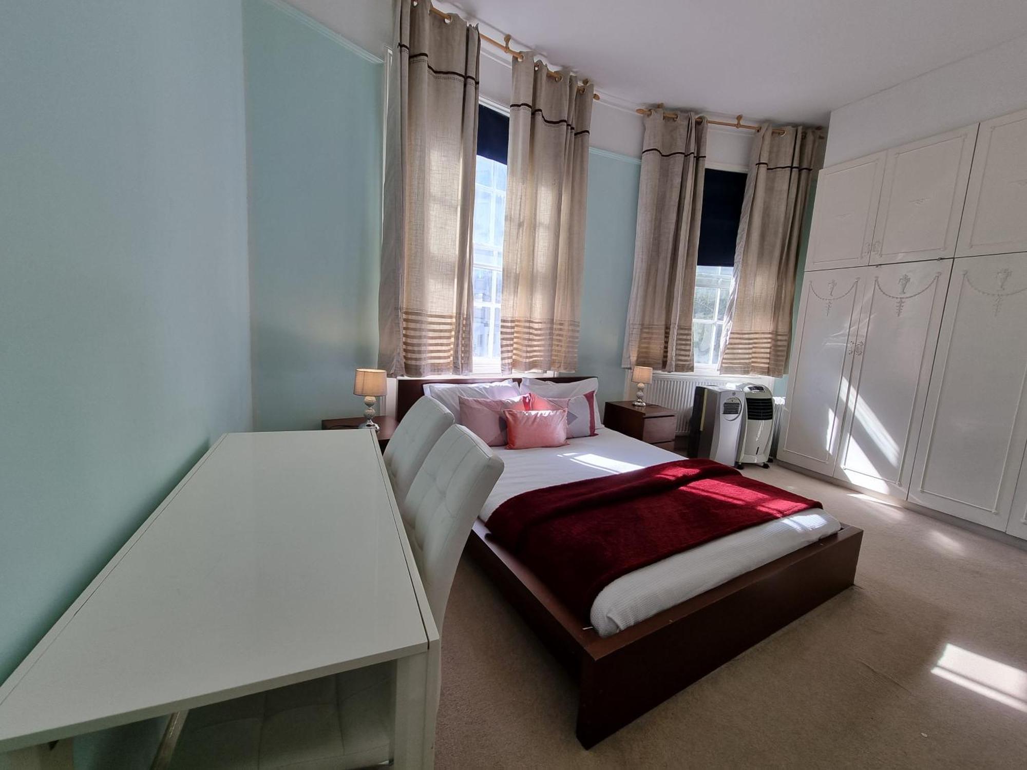 Appartement Budget Spacious Flat Fits 5 People In W2 Londres