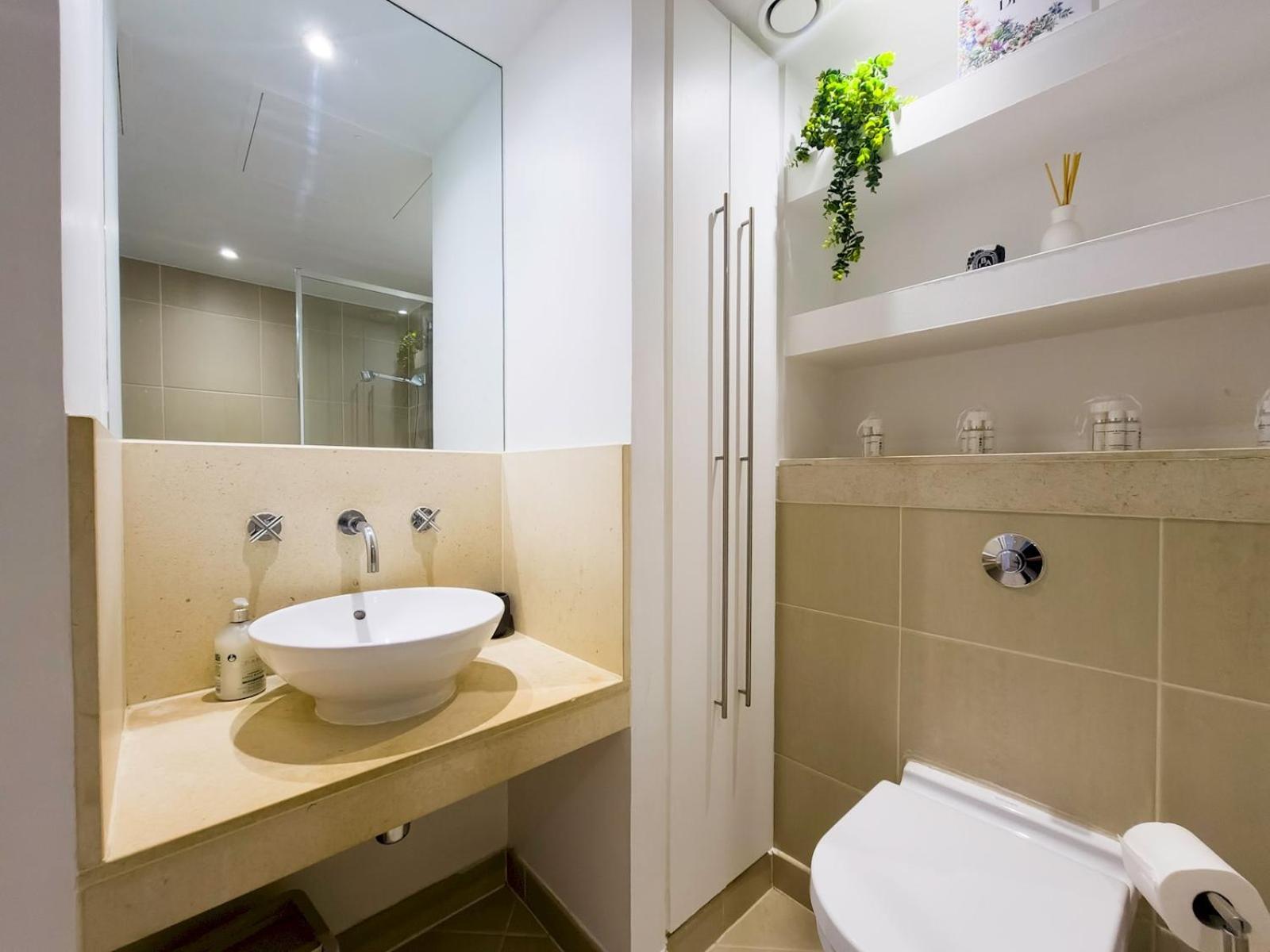 Apartment Penthouse With Stunning Canary Wharf Views Ptk London