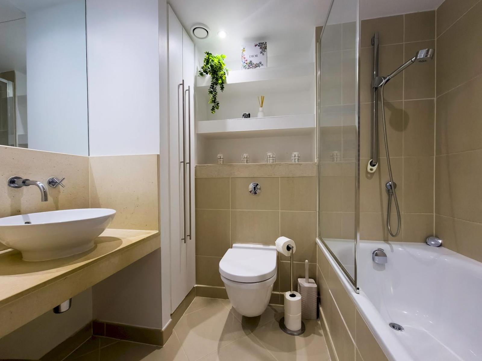 Apartment Penthouse With Stunning Canary Wharf Views Ptk London
