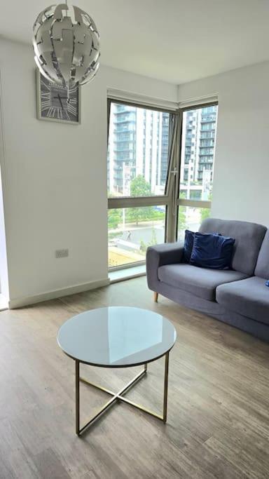 1 Bed By Wembley Stadium Londen
