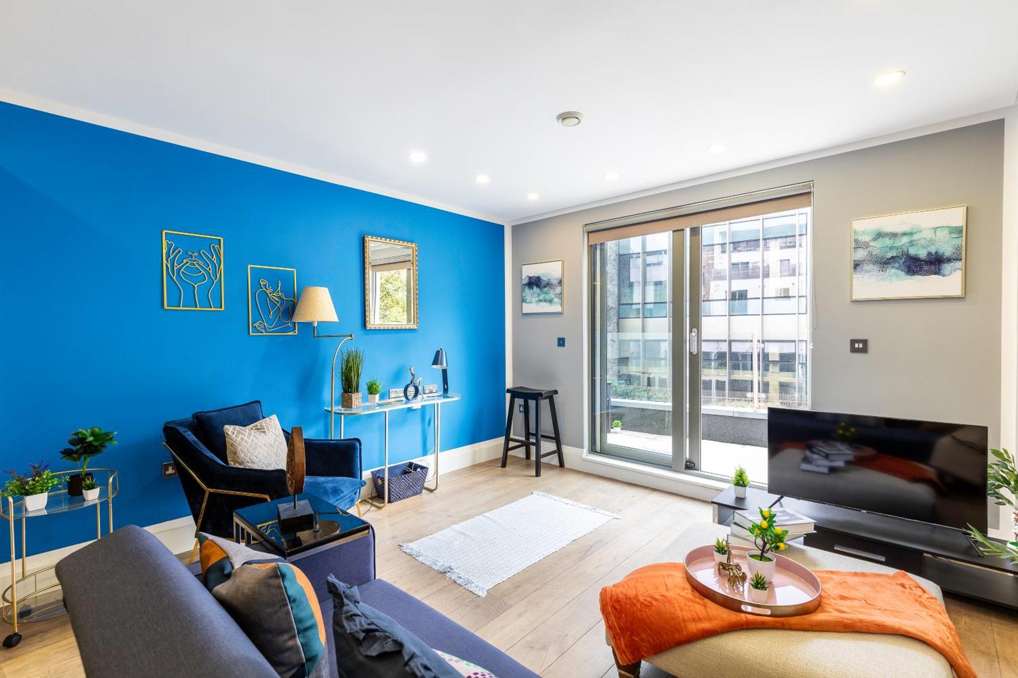 Luxury Notting Hill On Canal In Of Westminster Trendy Massive Leilighet