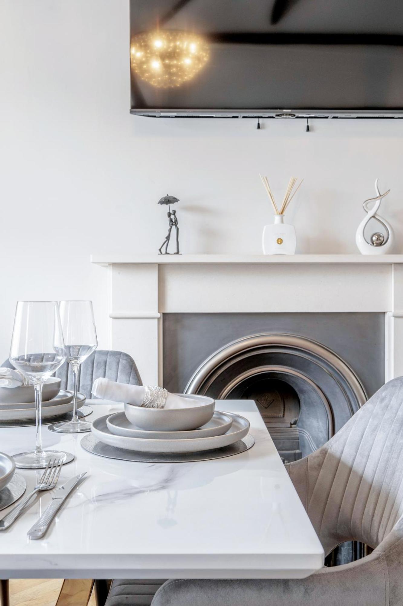 Baker St / Marylebone / Sherlock Holmes 3bed2bath Apartment