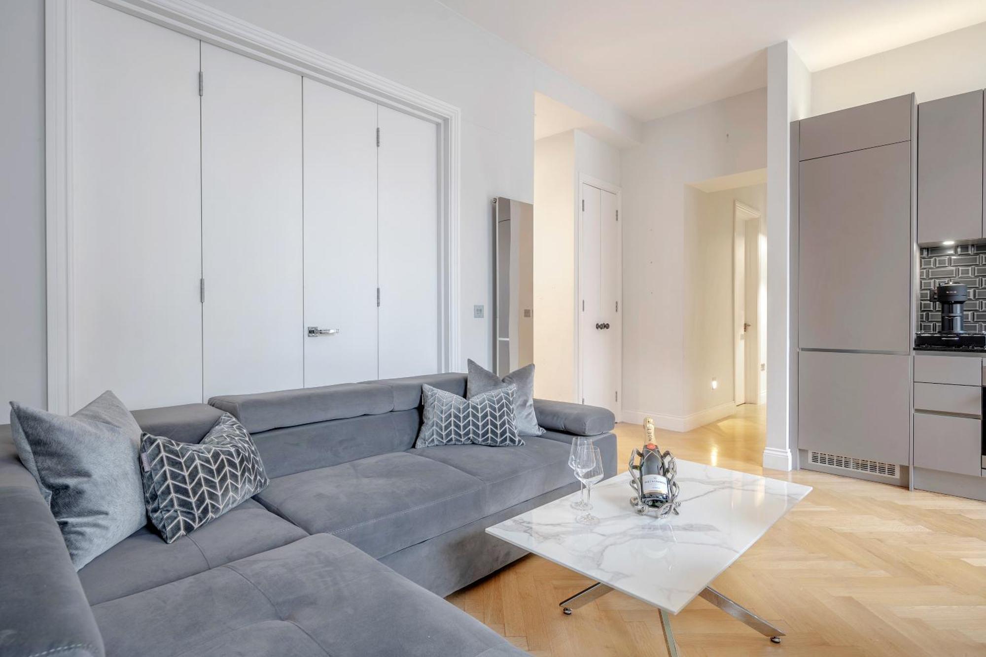 Baker St / Marylebone / Sherlock Holmes 3bed2bath Apartment