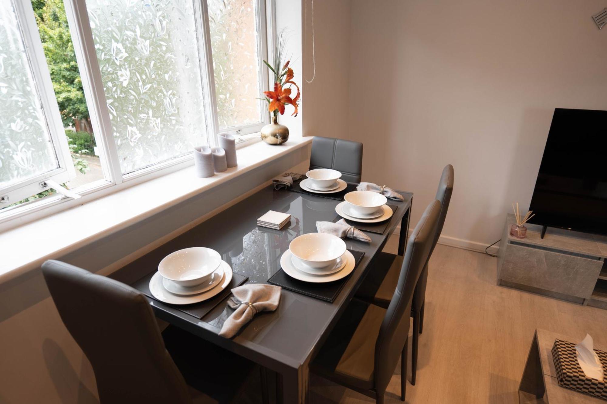 Beckton Docklands - 1 Bedroom - Sleeps 4 - Wifi Leilighet London