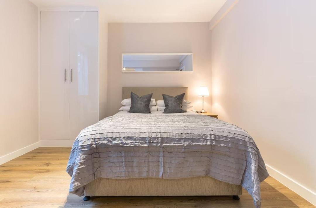 2 Bedroom Canning Town Newham Excel With Free Parking Lejlighed