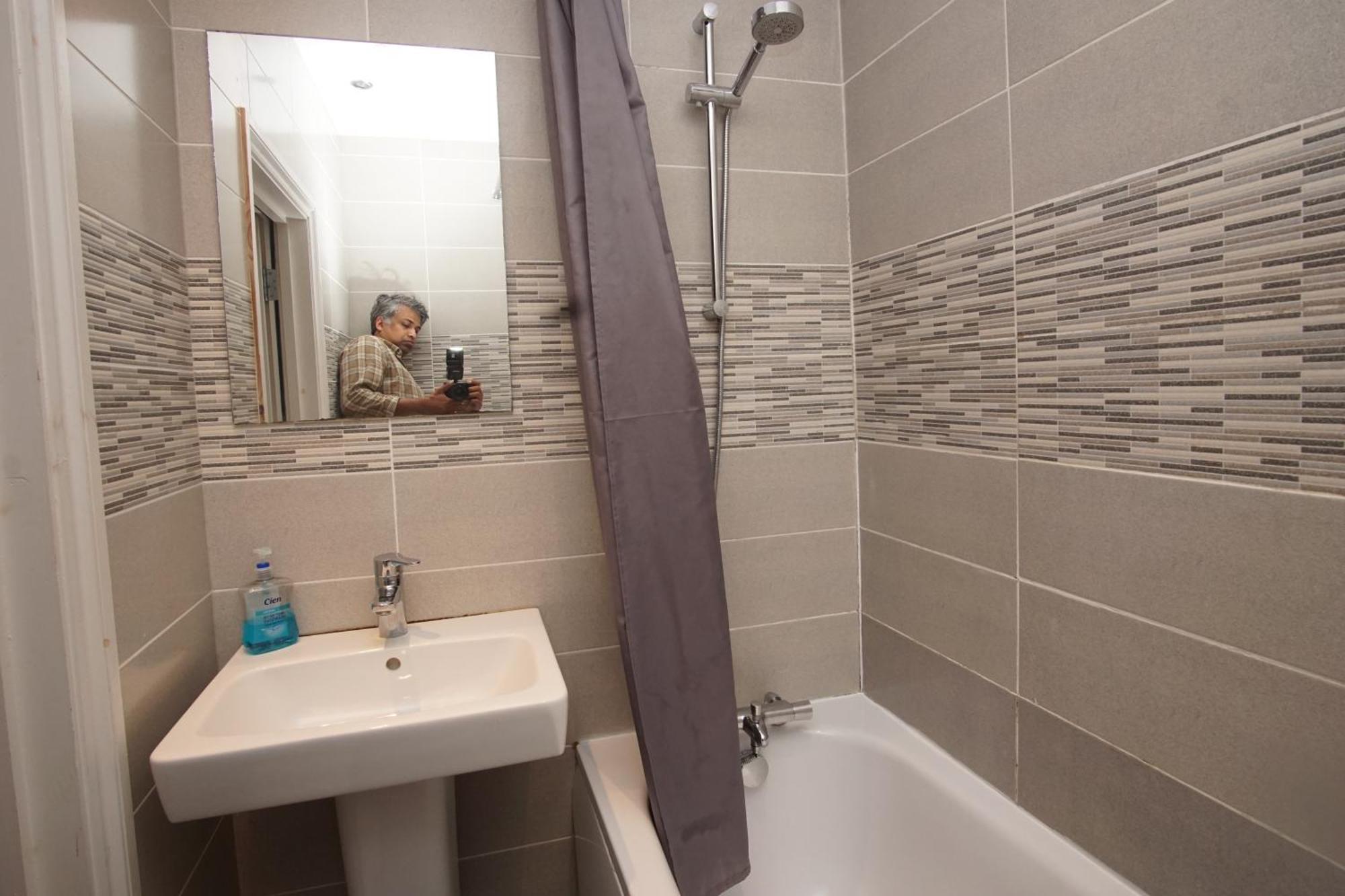 Lägenhet Evergreen Apartments- Flat 2 London