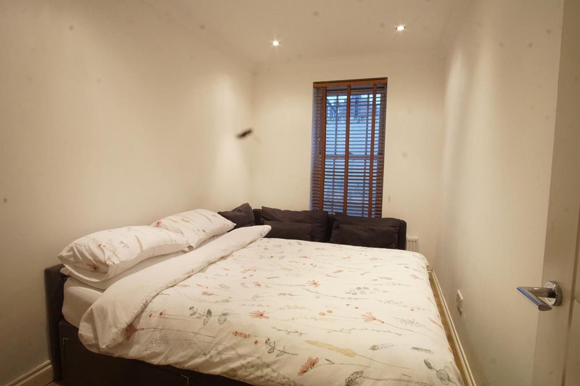 Evergreen Apartments- Flat 2 Lägenhet *