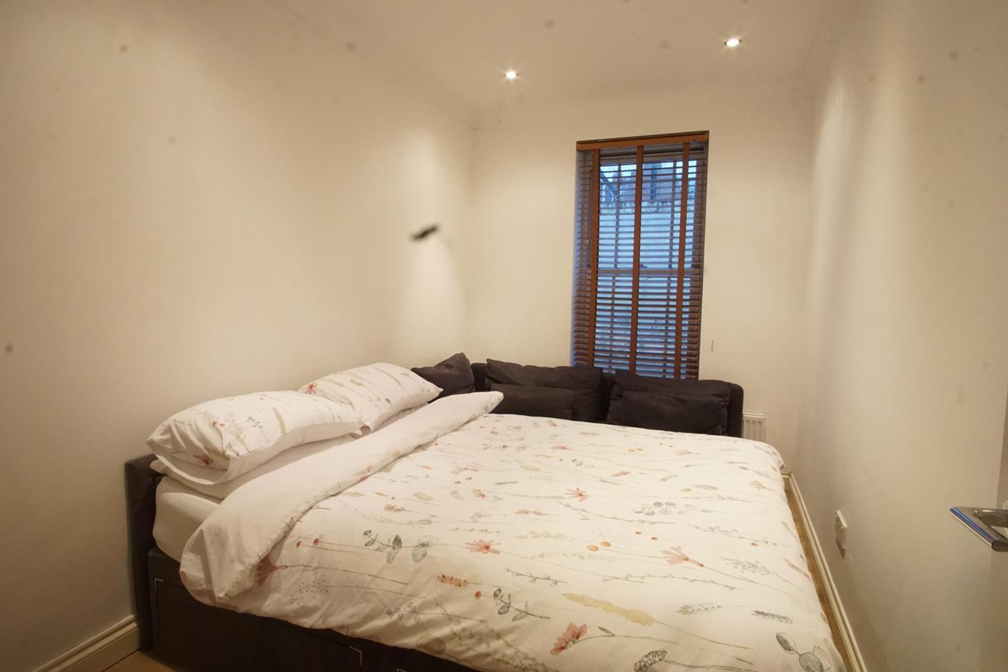 Lägenhet Evergreen Apartments- Flat 2 London