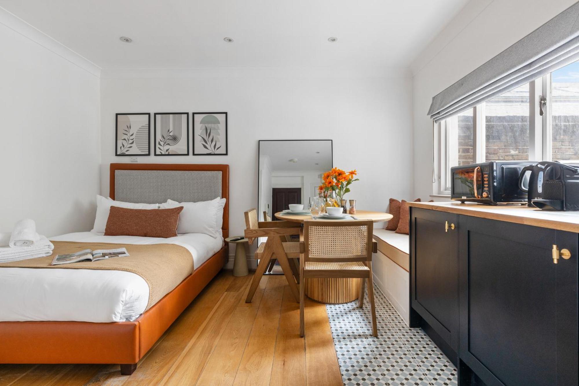 Luxurious Retreat - La Reserve Knightsbridge Lägenhet