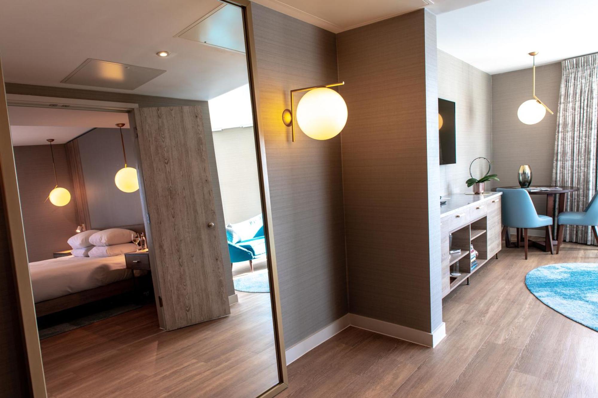 Hotel Doubletree By Hilton Excel