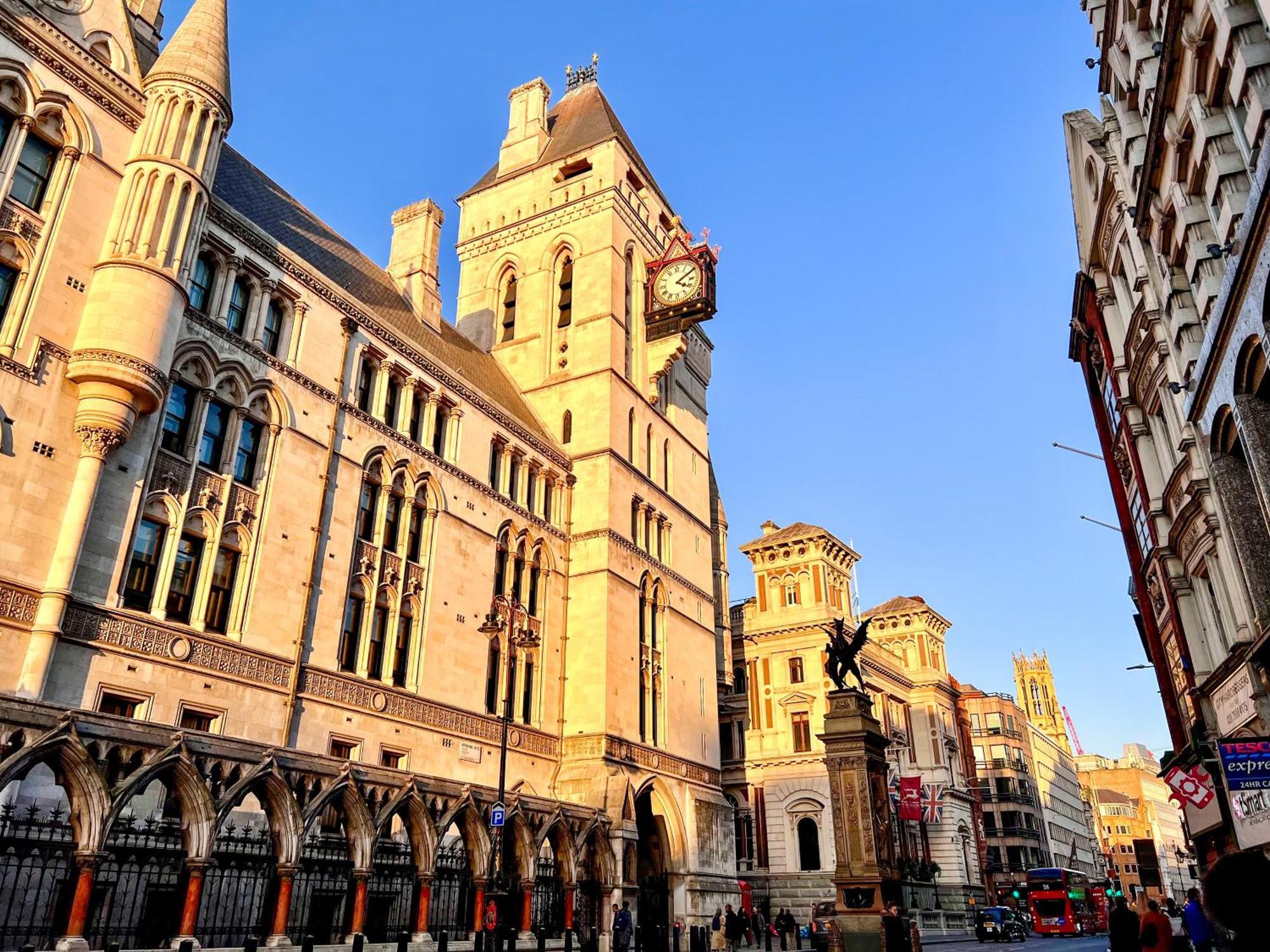 Excellent Entire Between St Pauls Cathedral And Covent Garden *