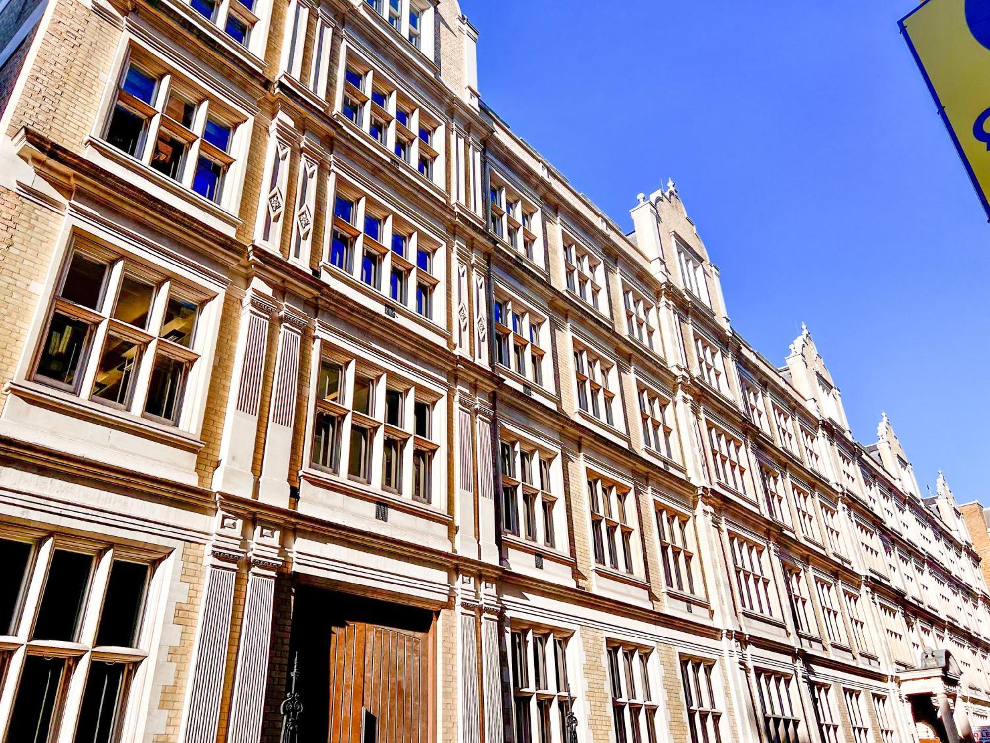 Excellent Entire Between St Pauls Cathedral And Covent Garden * Londen