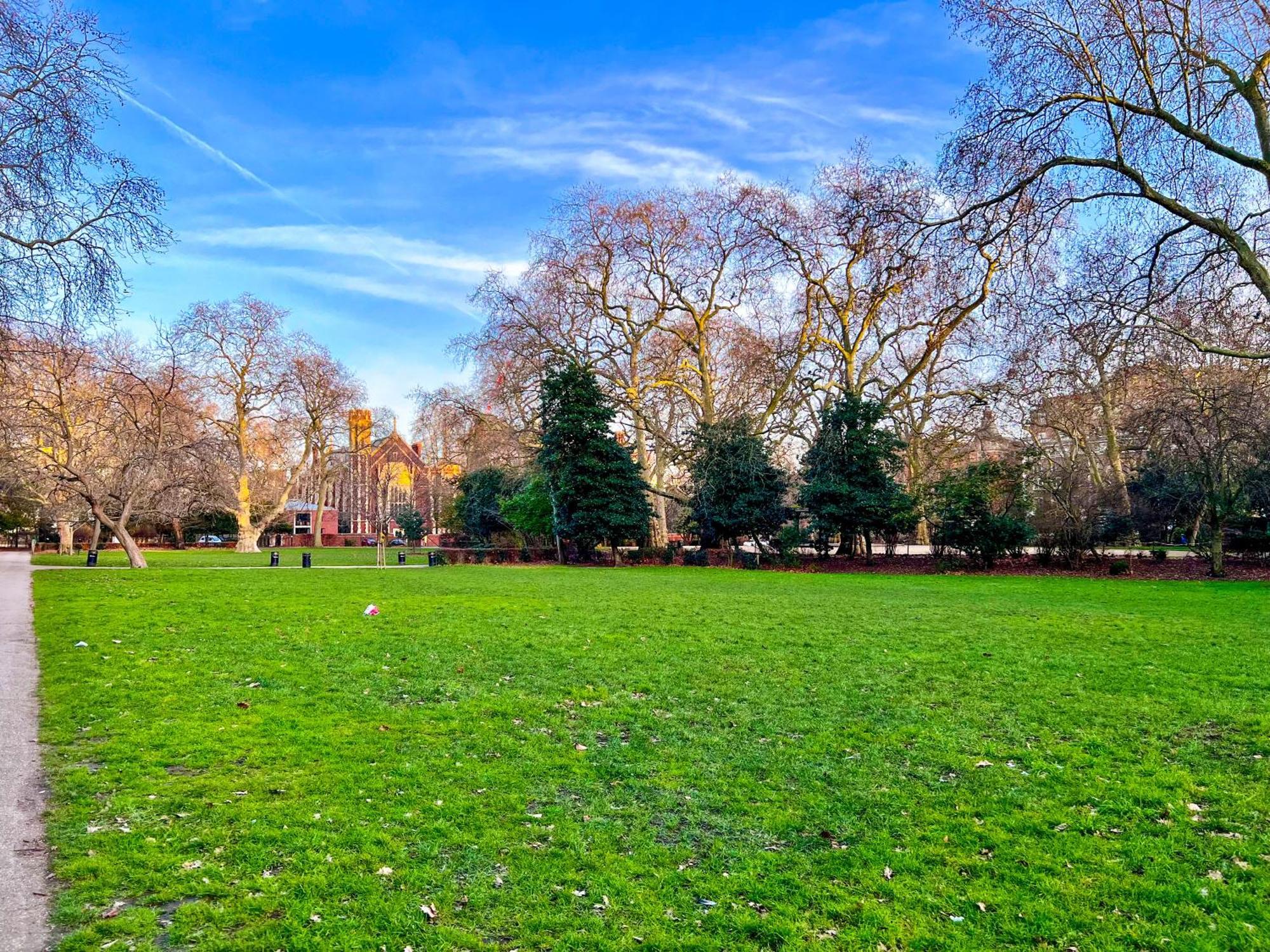 Excellent Entire Between St Pauls Cathedral And Covent Garden Appartement