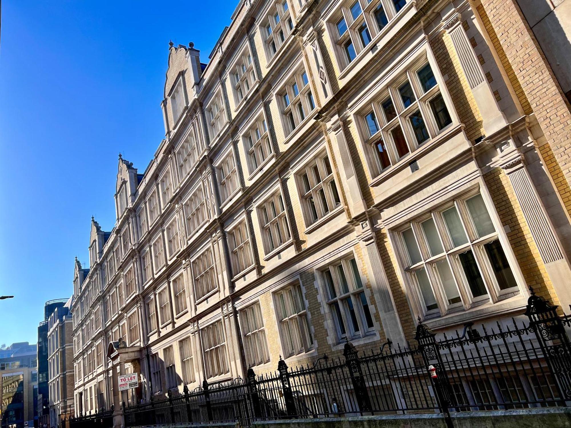 Excellent Entire Between St Pauls Cathedral And Covent Garden Londen