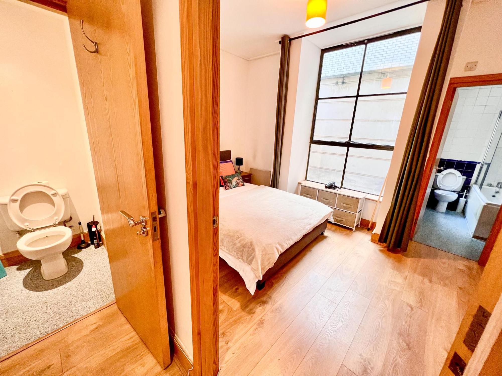 Excellent Entire Between St Pauls Cathedral And Covent Garden Appartement