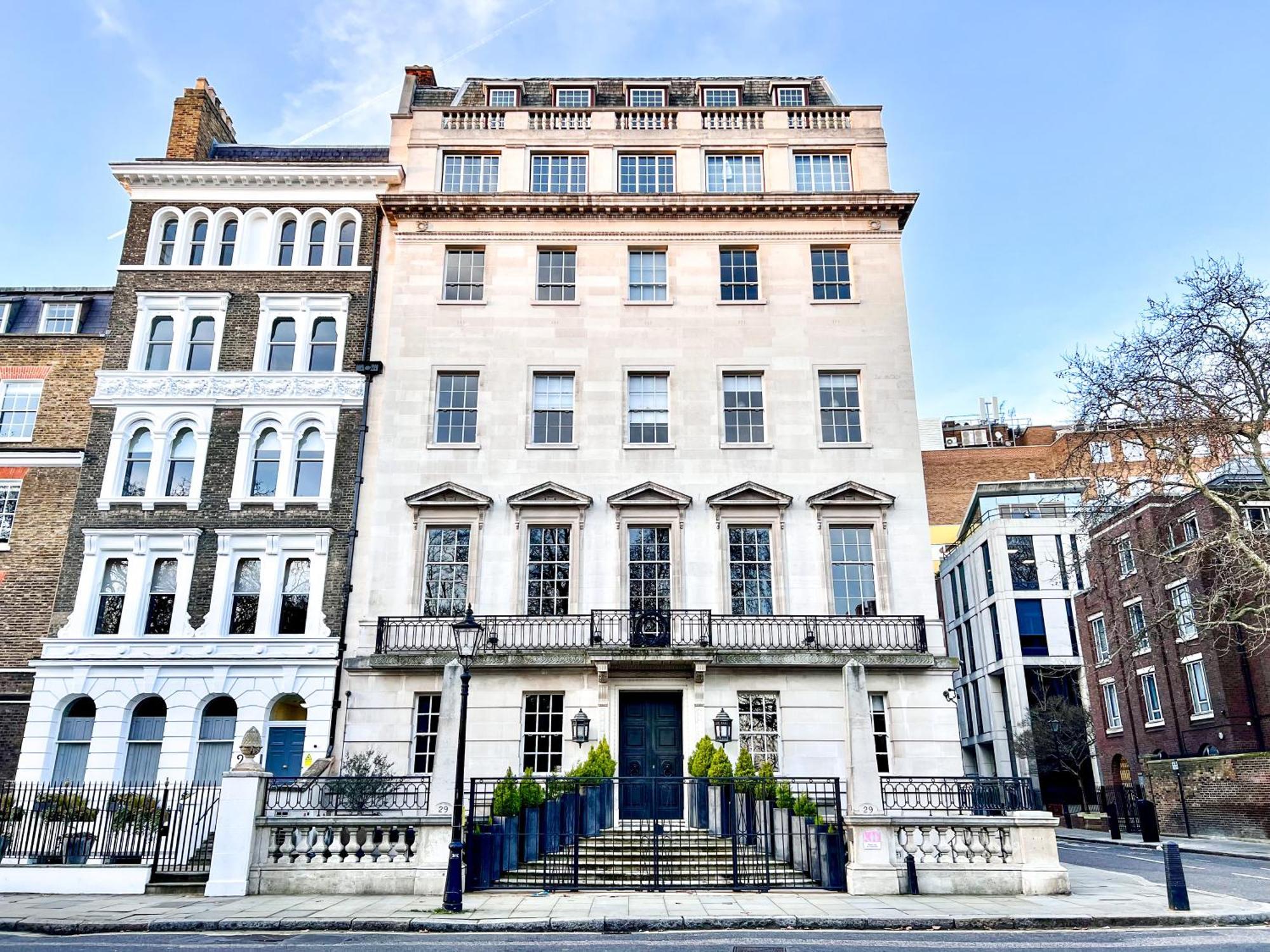 Excellent Entire Between St Pauls Cathedral And Covent Garden * Londen