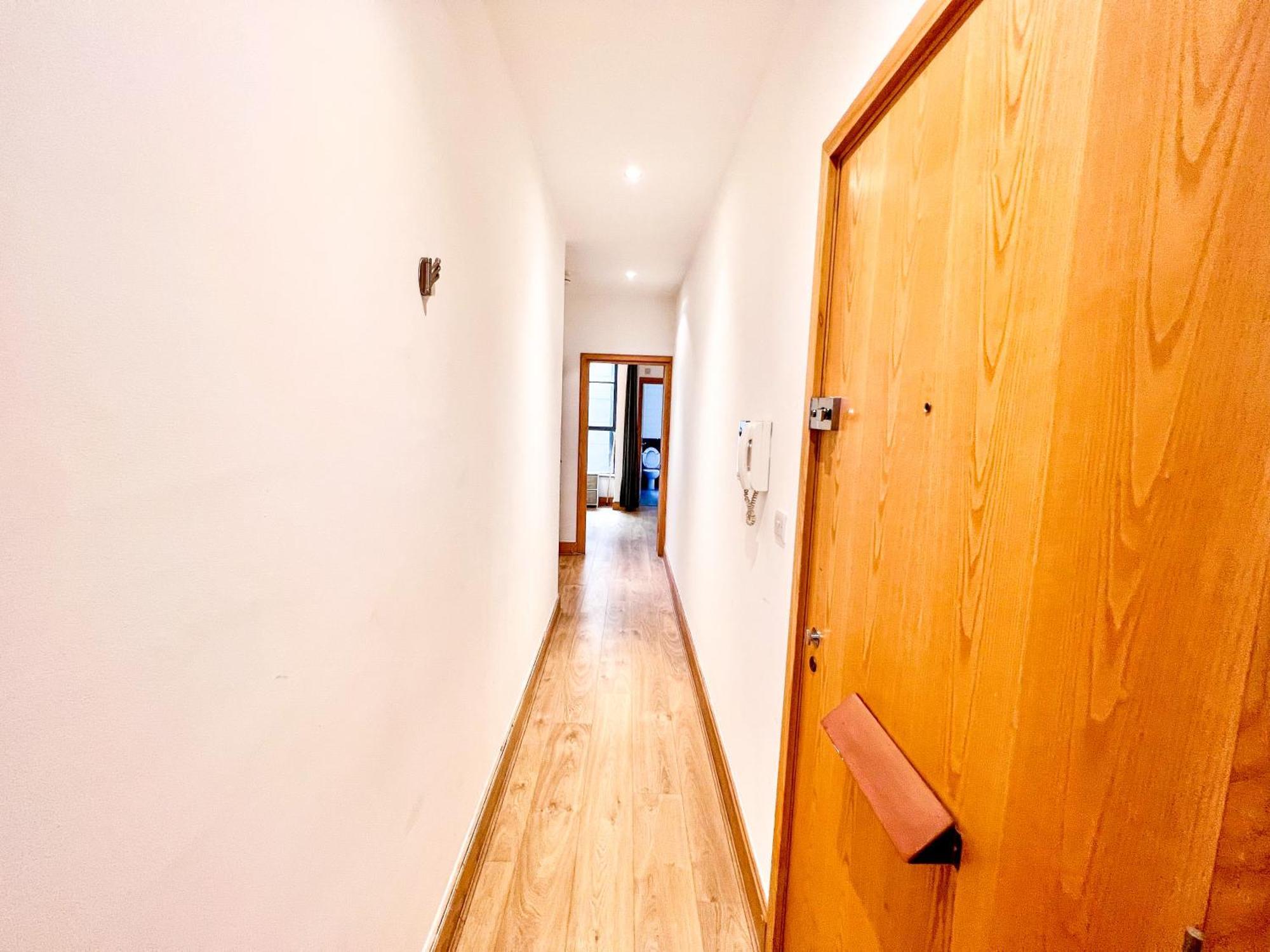 Excellent Entire Between St Pauls Cathedral And Covent Garden Appartement *