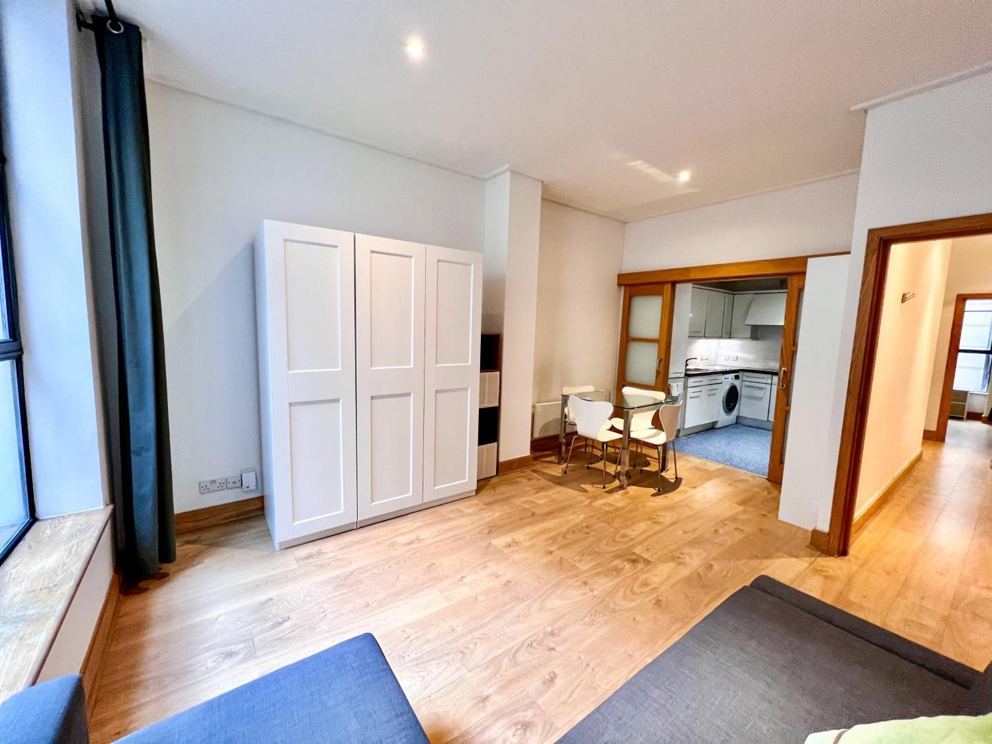 Excellent Entire Between St Pauls Cathedral And Covent Garden Appartement *