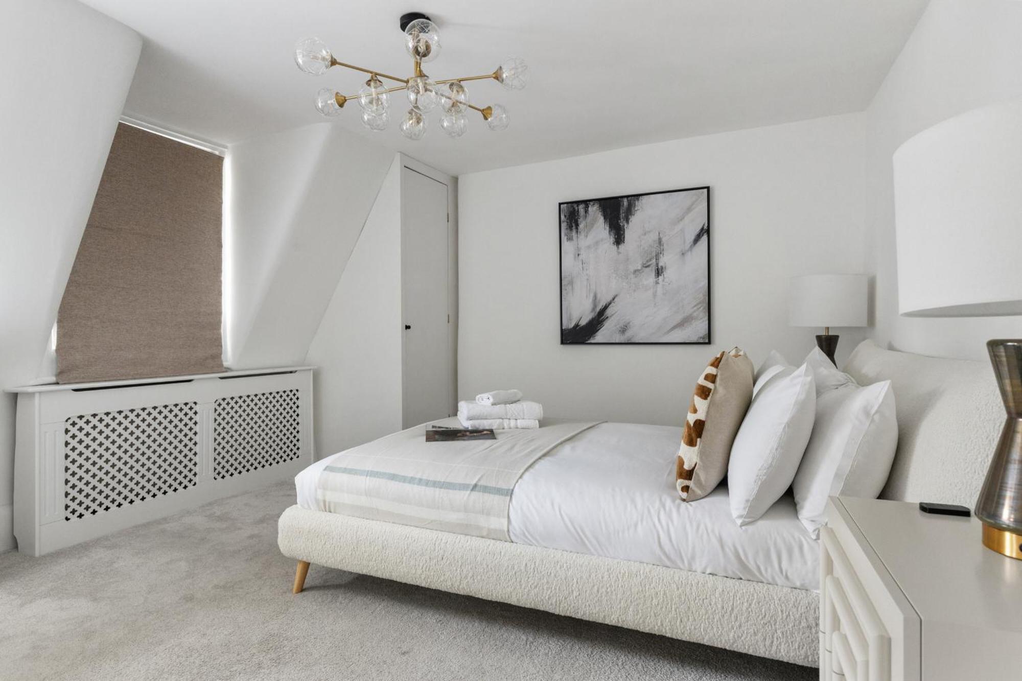 Serenity Escape - La Reserve Knightsbridge * London