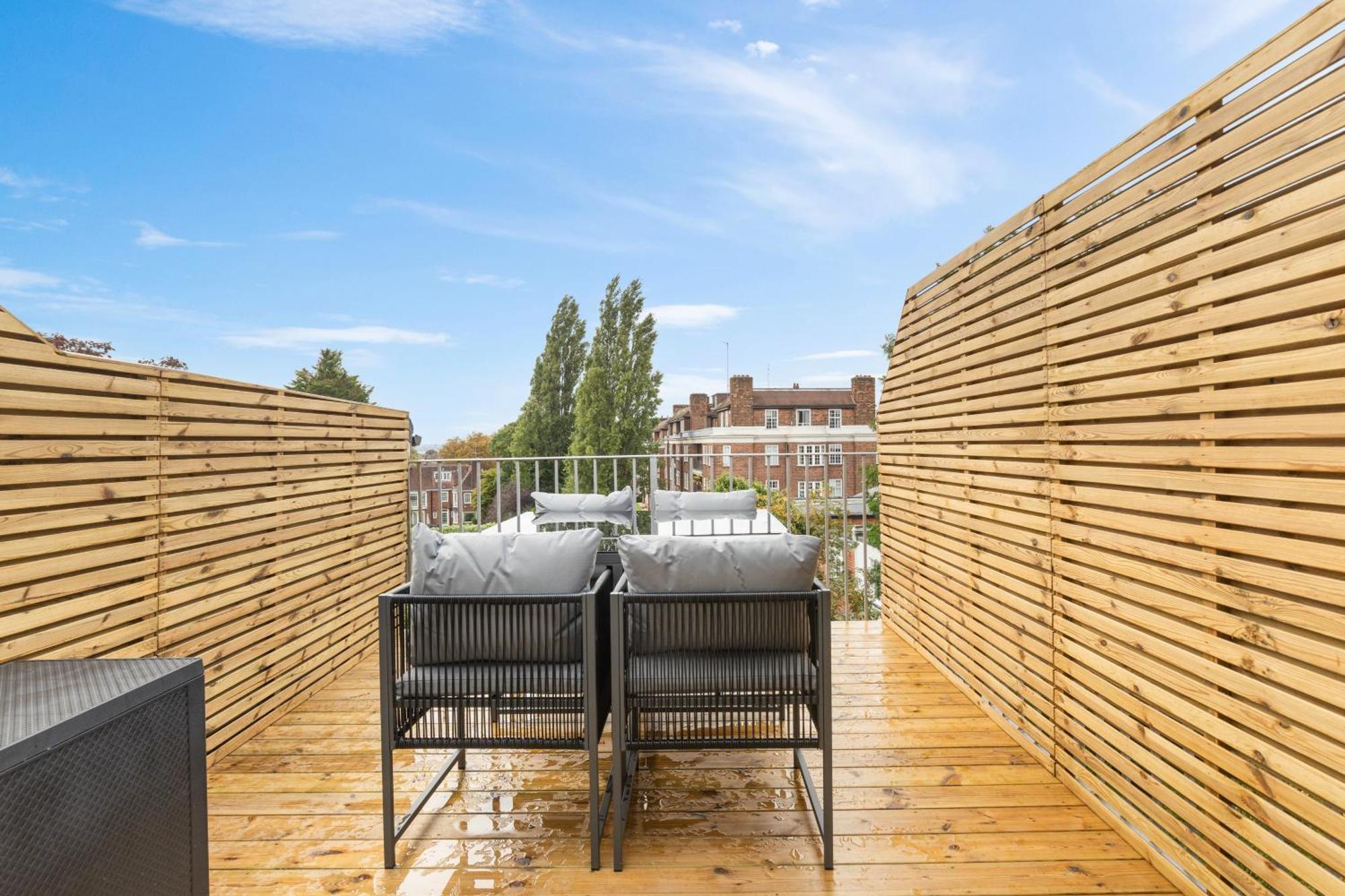 The Hampstead Hideaway - Free Parking - Close To Ldn Appartement *