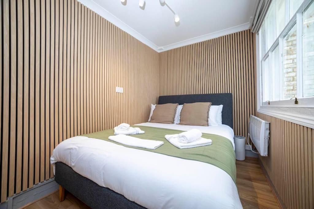 1 Bedroom Flat In Notting Hill * London