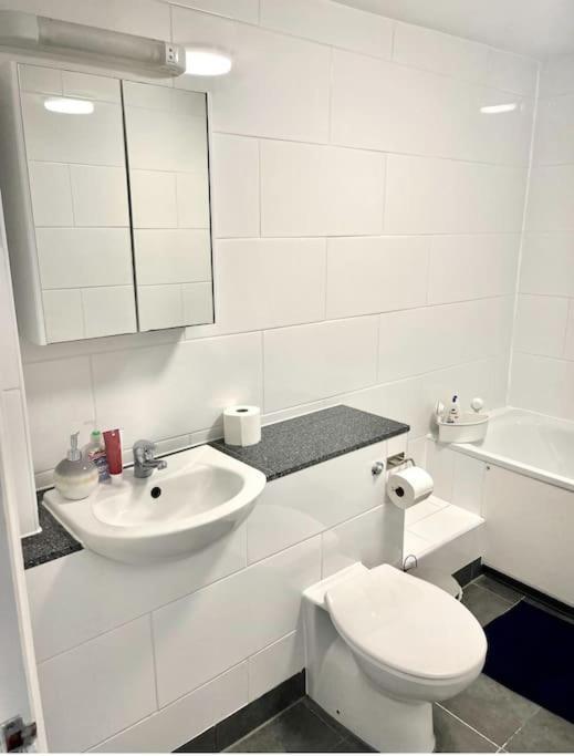 Twobed Flat Covent Garden Apartment London