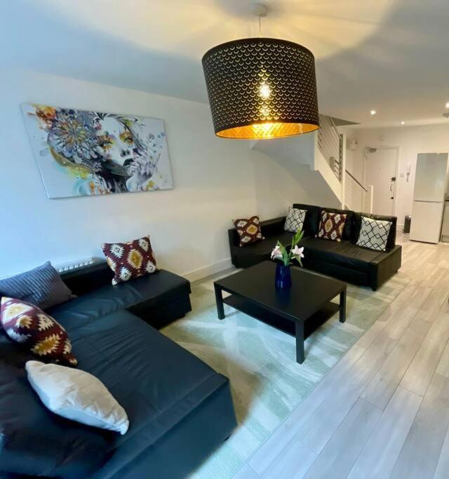 Twobed Flat Covent Garden Apartment London