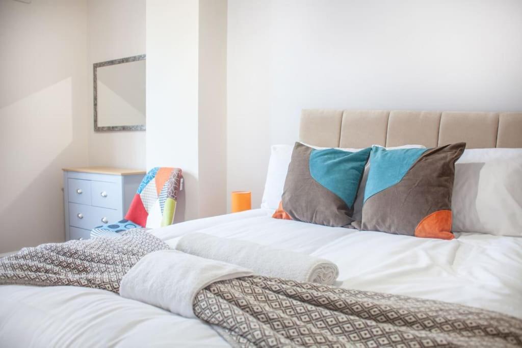 Leilighet Spacy 3 Bedroom Woolwich London