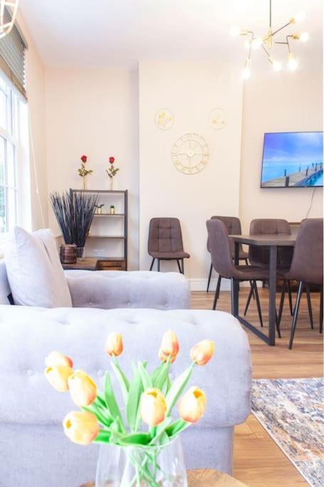 Spacy 3 Bedroom Woolwich Leilighet