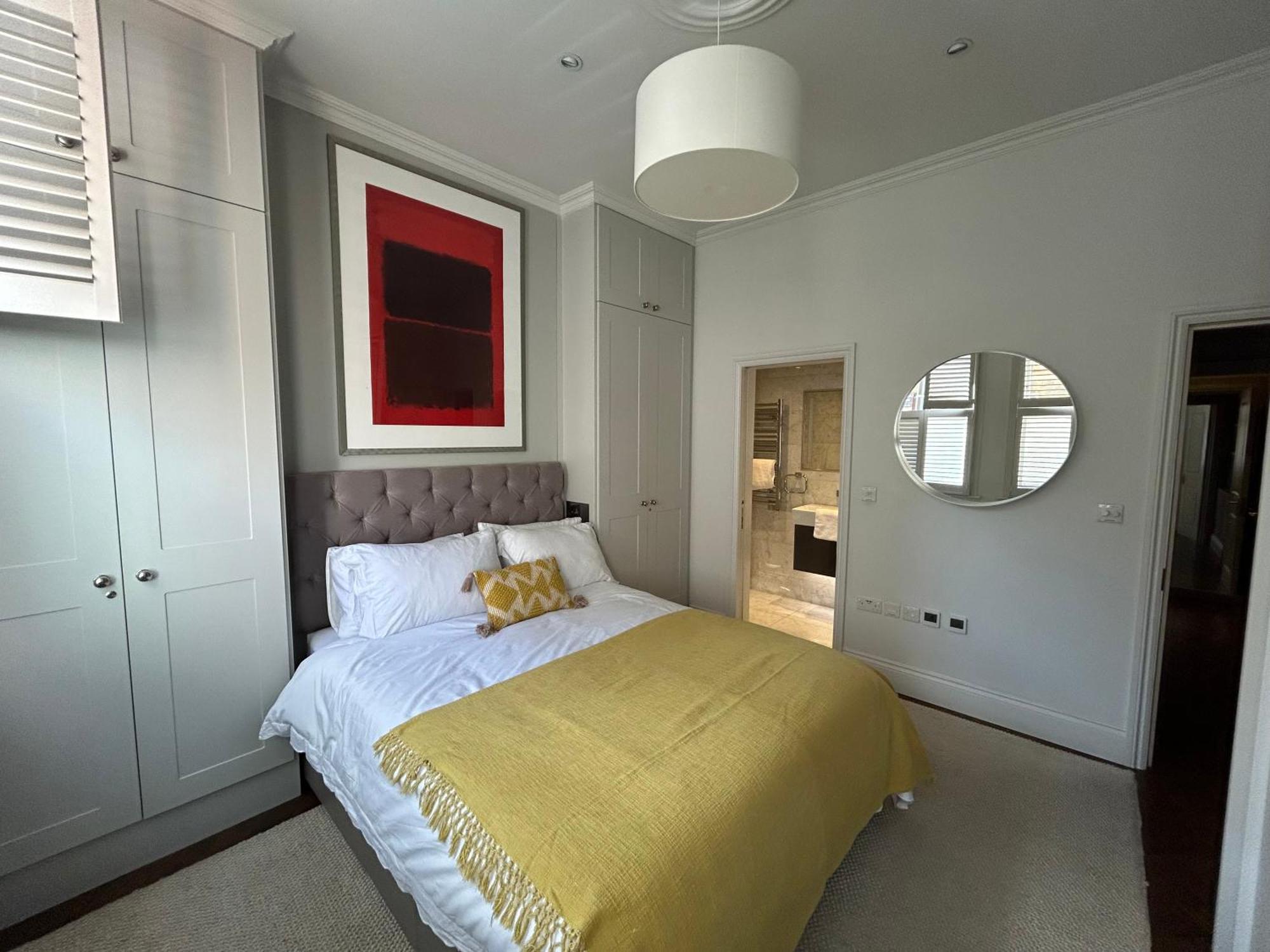 Chelsea Flat, Convenient And Quiet * London