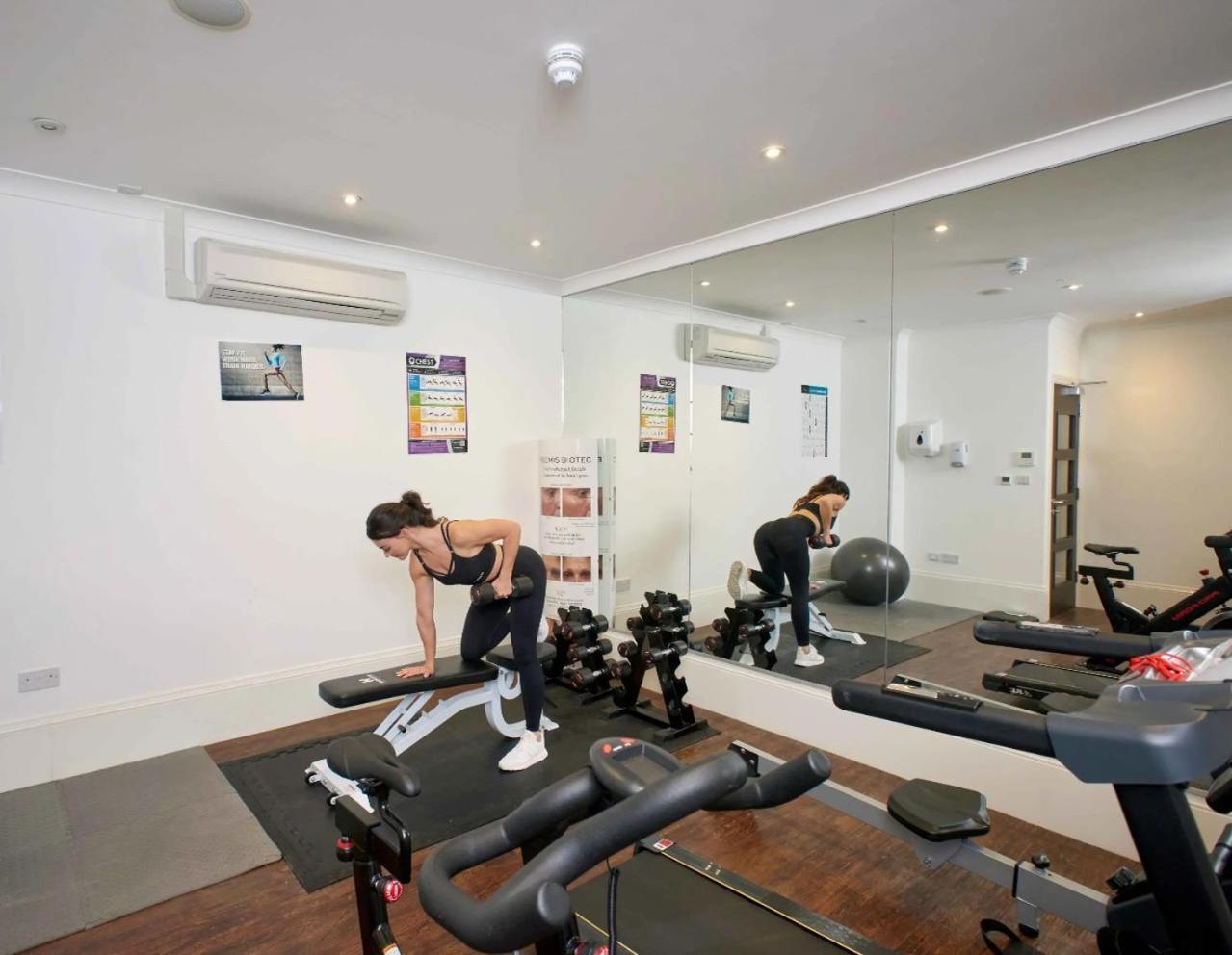 The Lansbury Heritage A Sunday - Canary Wharf 4* Londra
