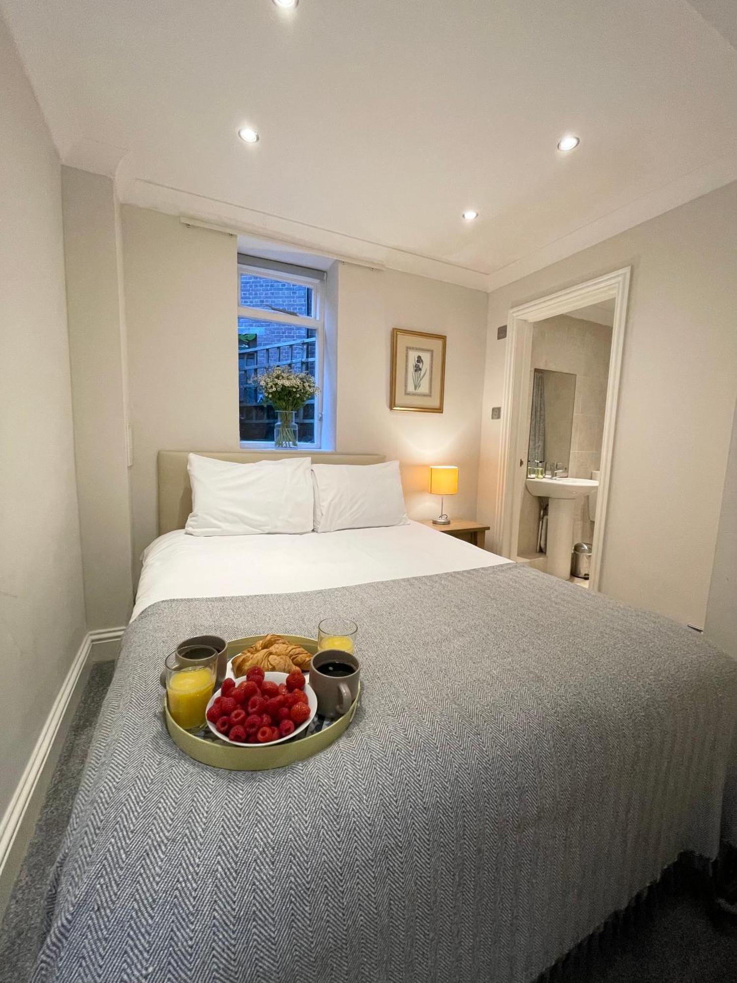 Pimlico Apartment