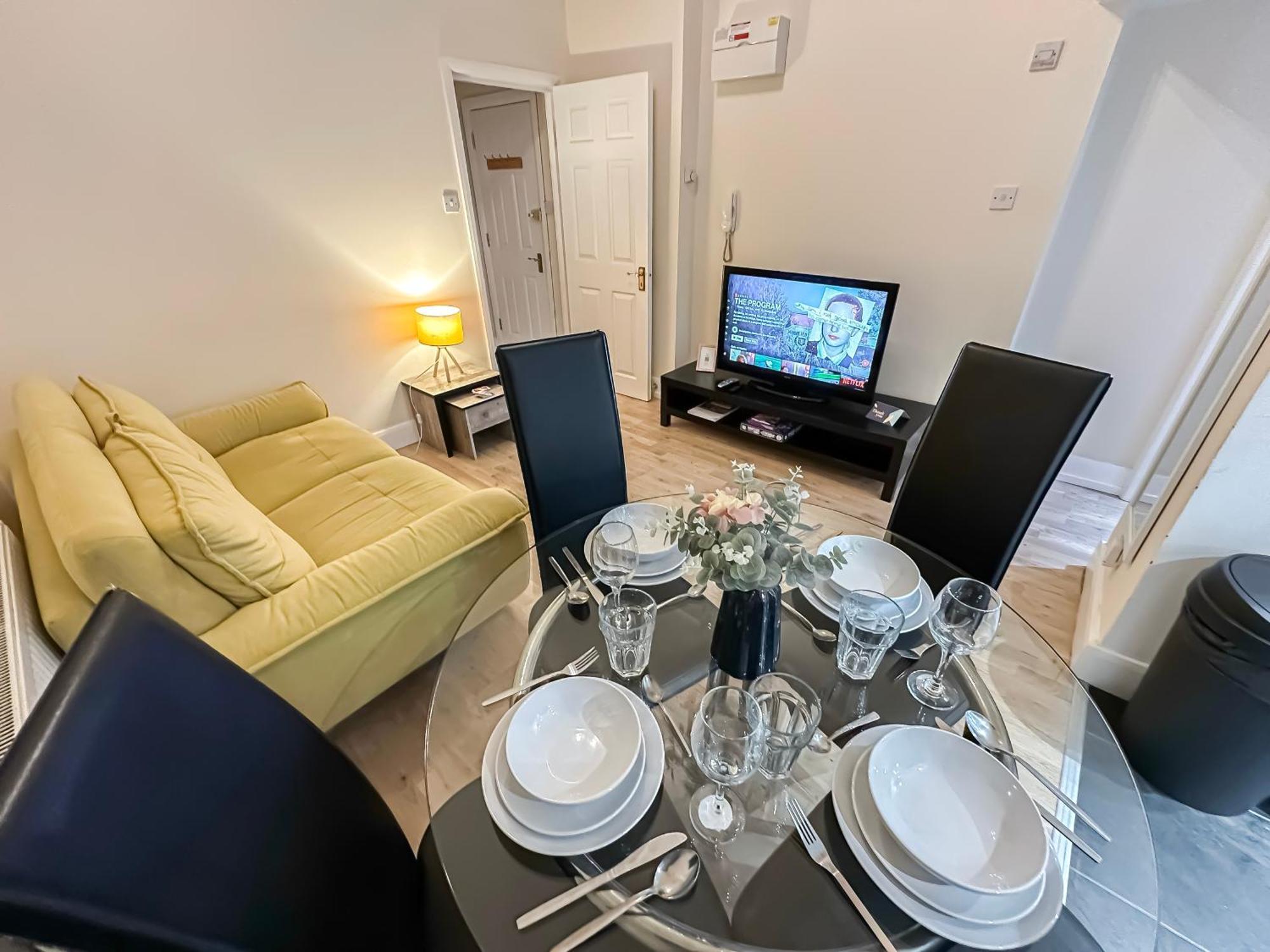 1bedroom Flat With Small Garden In Finsbury Park, Highbury Apartment *