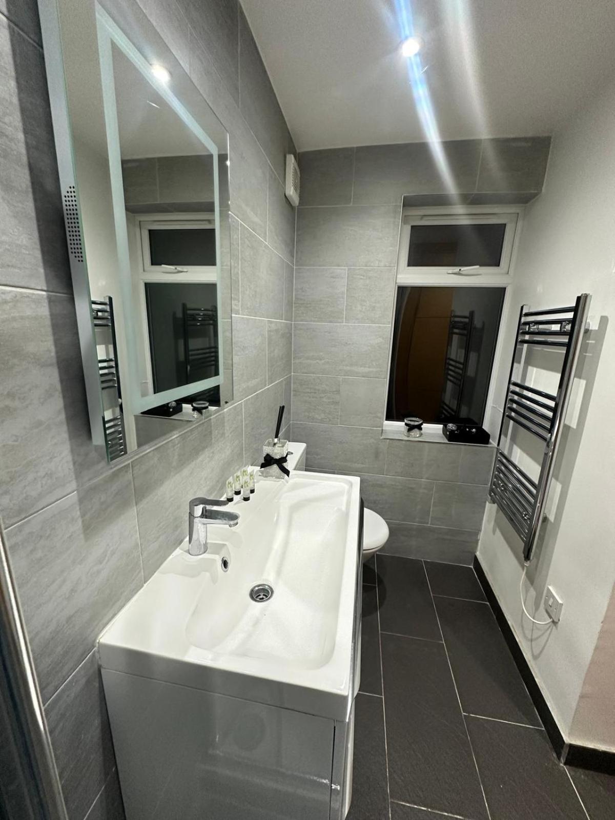 Appartement New! Brand New Beautiful Modern *