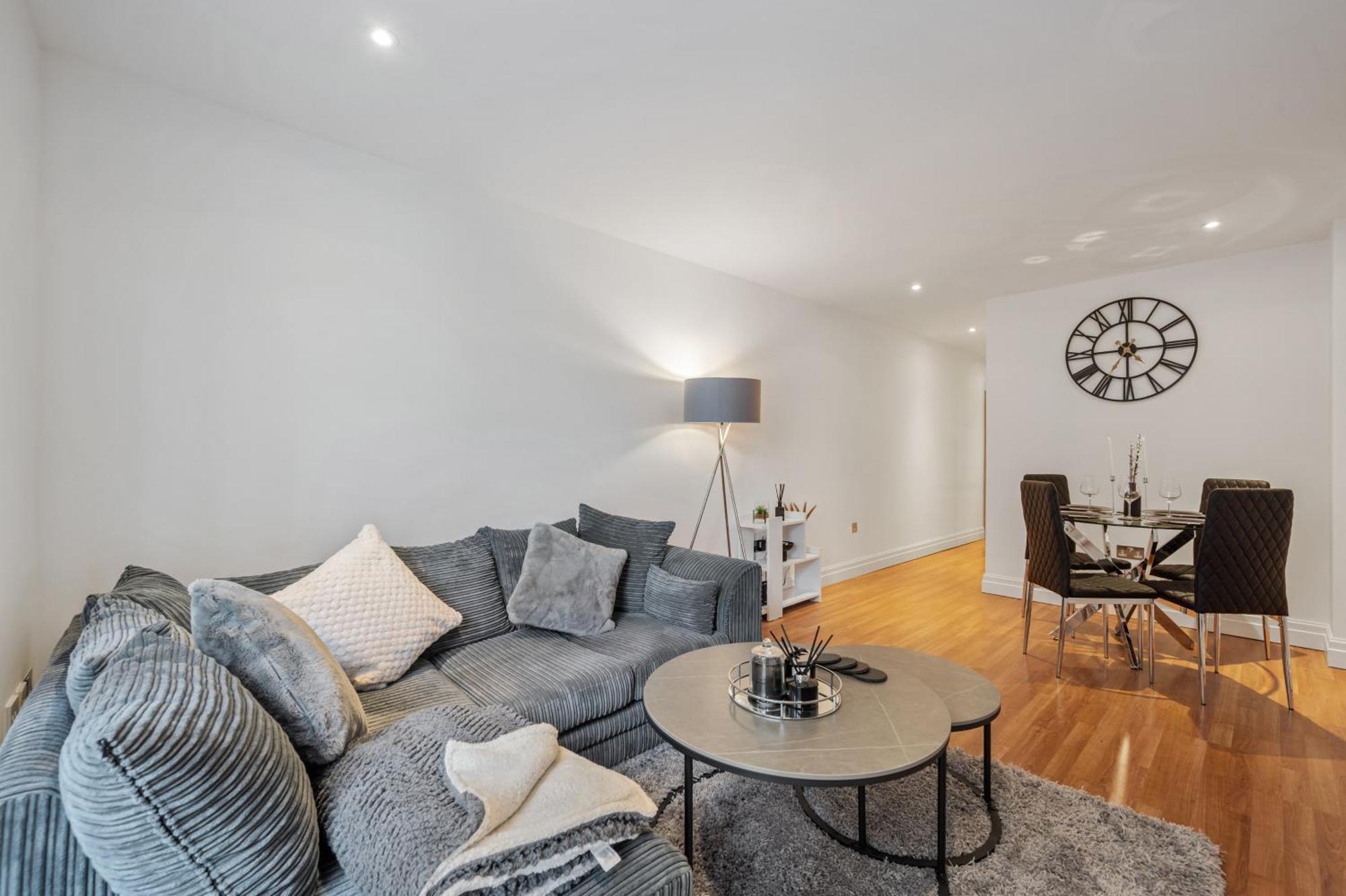 Appartamento 2 Bedroom In Hoxton Square, Shoreditch, London, N1 *
