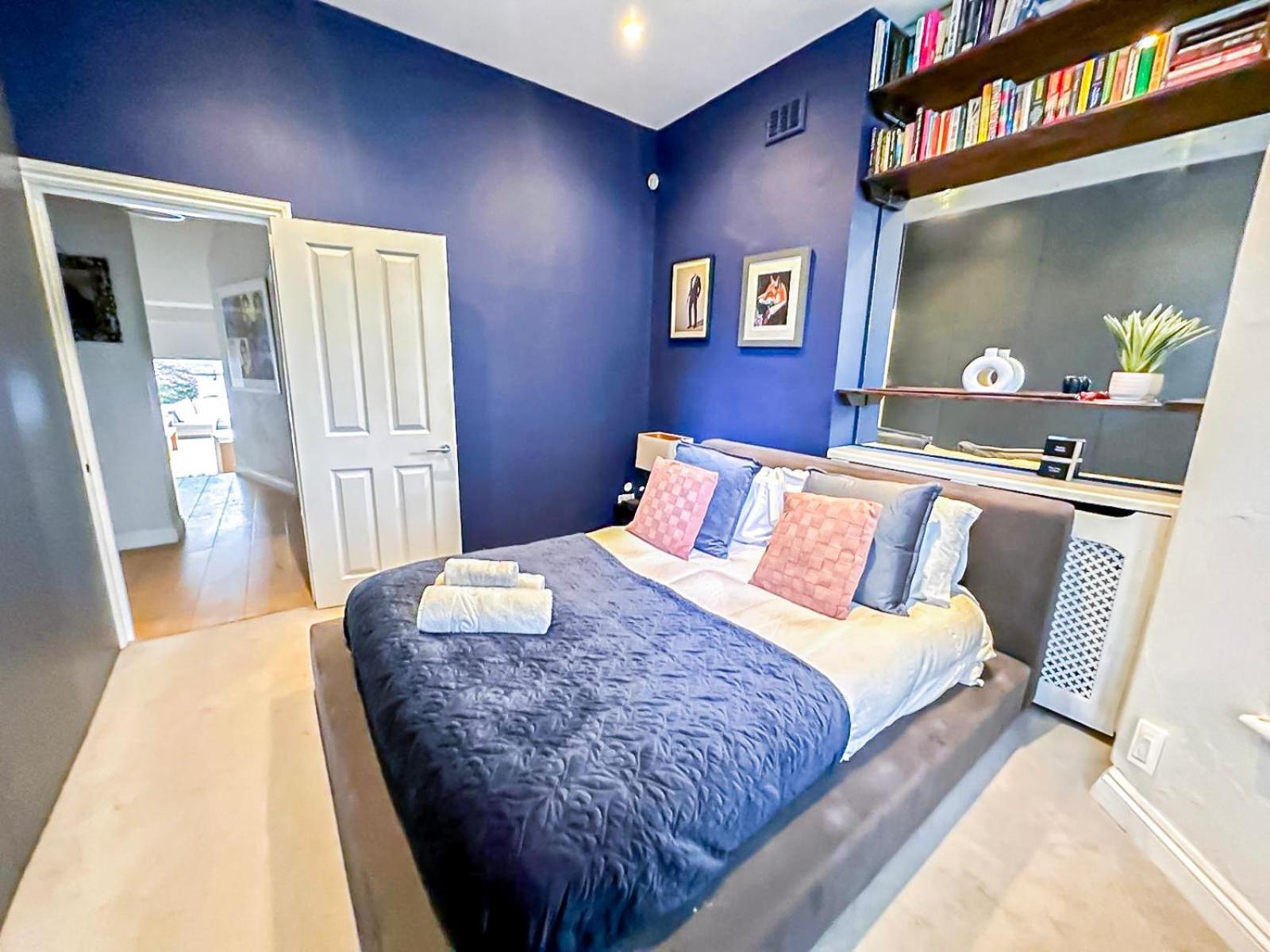 Leilighet Sleek 2 Bedroom Flat With Private Patio & Firepit In Shepherds Bush, Near Hammersmith