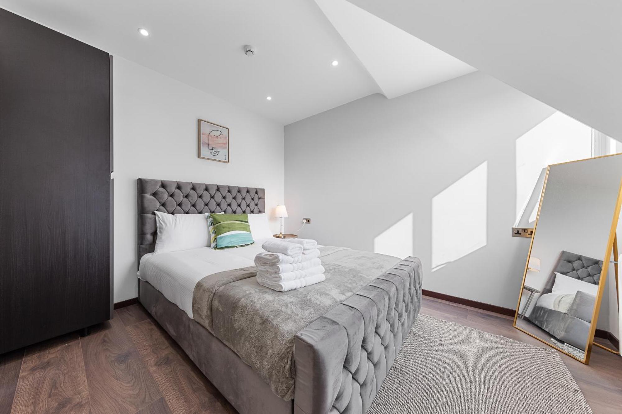 The Retreat - Unico Residences * London