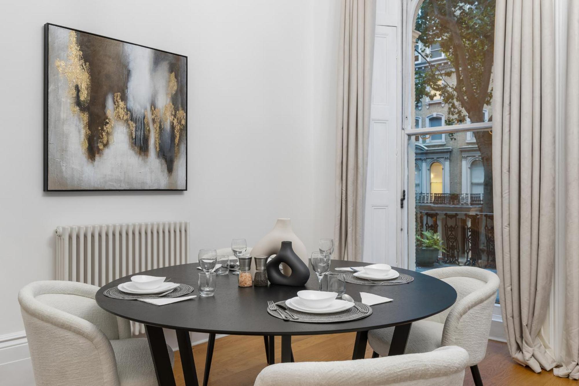Luxurious Hideaway Retreat - La Reserve Knightsbrige Appartement *