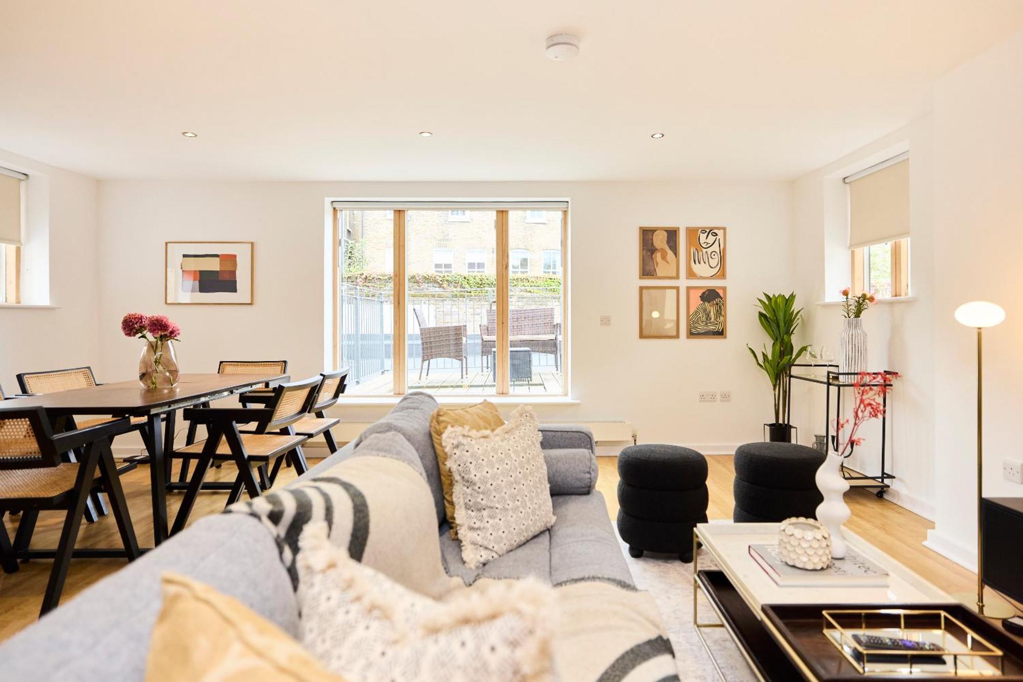 The Gwendolen Place - Contemporary 2bdr Flat With Terrace And Balcony Appartement Londres