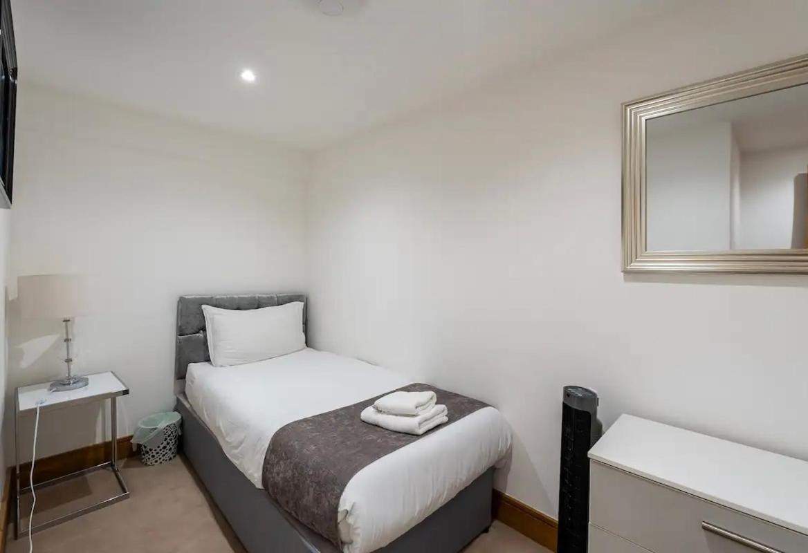 Apartment Modern 2br And Elevator C-london London